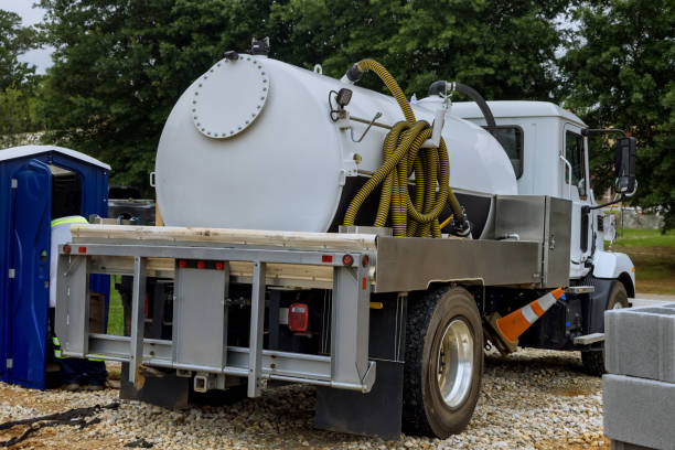 Best Luxury portable toilet rental  in Hernando Beach, FL